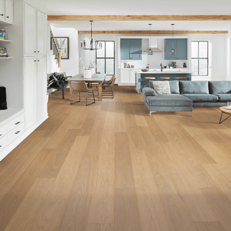 Laminate Mohawk - RevWood Plus - Adler Creek - Toasted Timber Oak - Laminate Flooring Mohawk