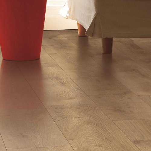 Mohawk Chalet Vista Honeytone Oak Laminate