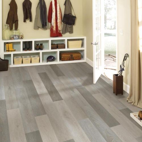 Luxury Vinyl Plank Mohawk - SolidTech - Explorer's Cove - Dazy Hazy - Luxury Vinyl Plank Mohawk
