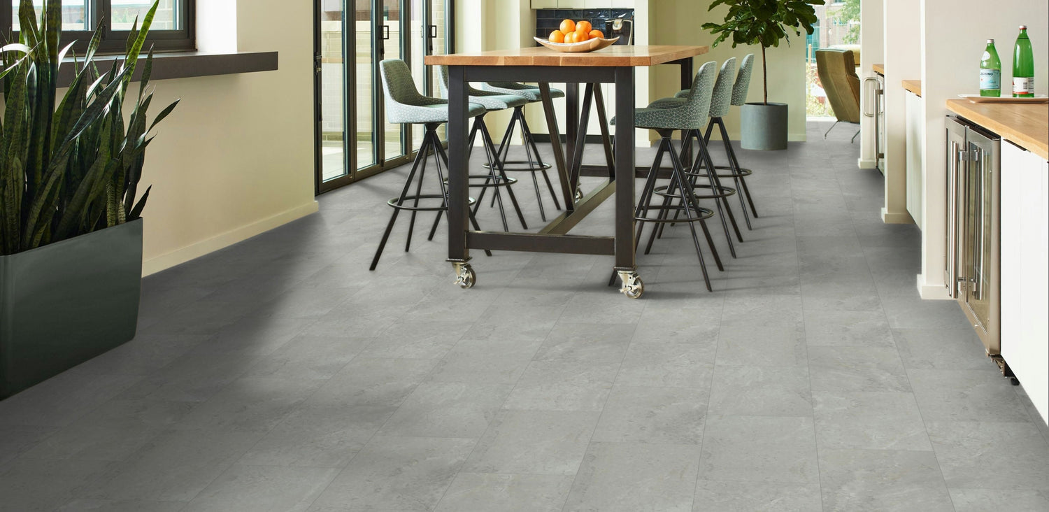 Philadelphia Commercial Obelisk SPC LVP