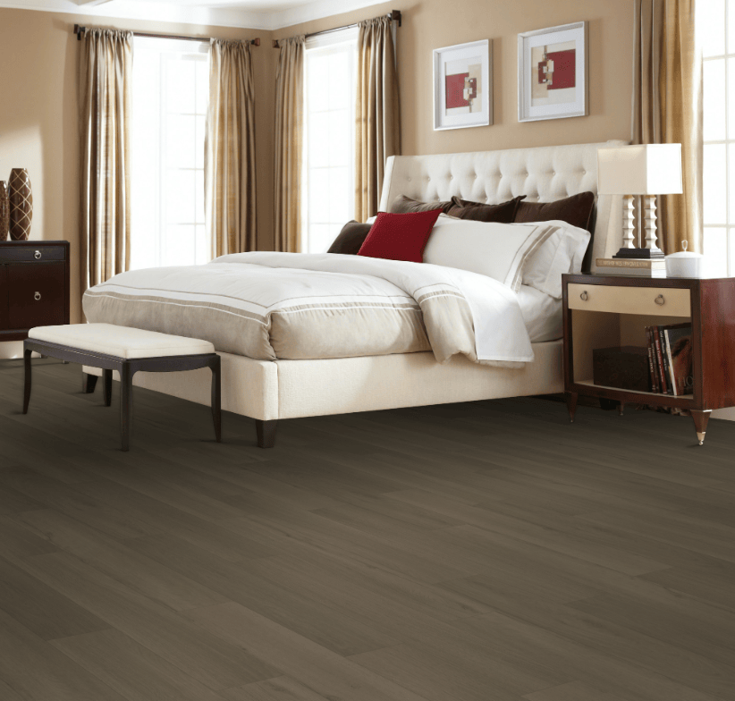 Luxury Vinyl Plank Mohawk - SolidTech Essentials - Whitmore Terrace 4.5 - Odette - LVP Mohawk