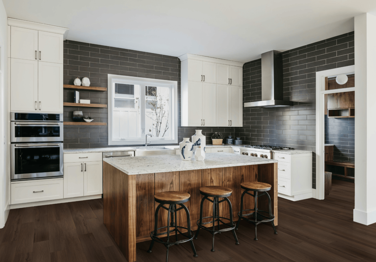 Luxury Vinyl Plank Mohawk - UltimateFlex - Loose Lay - Whitmore Terrace - Atlas - LVP Mohawk