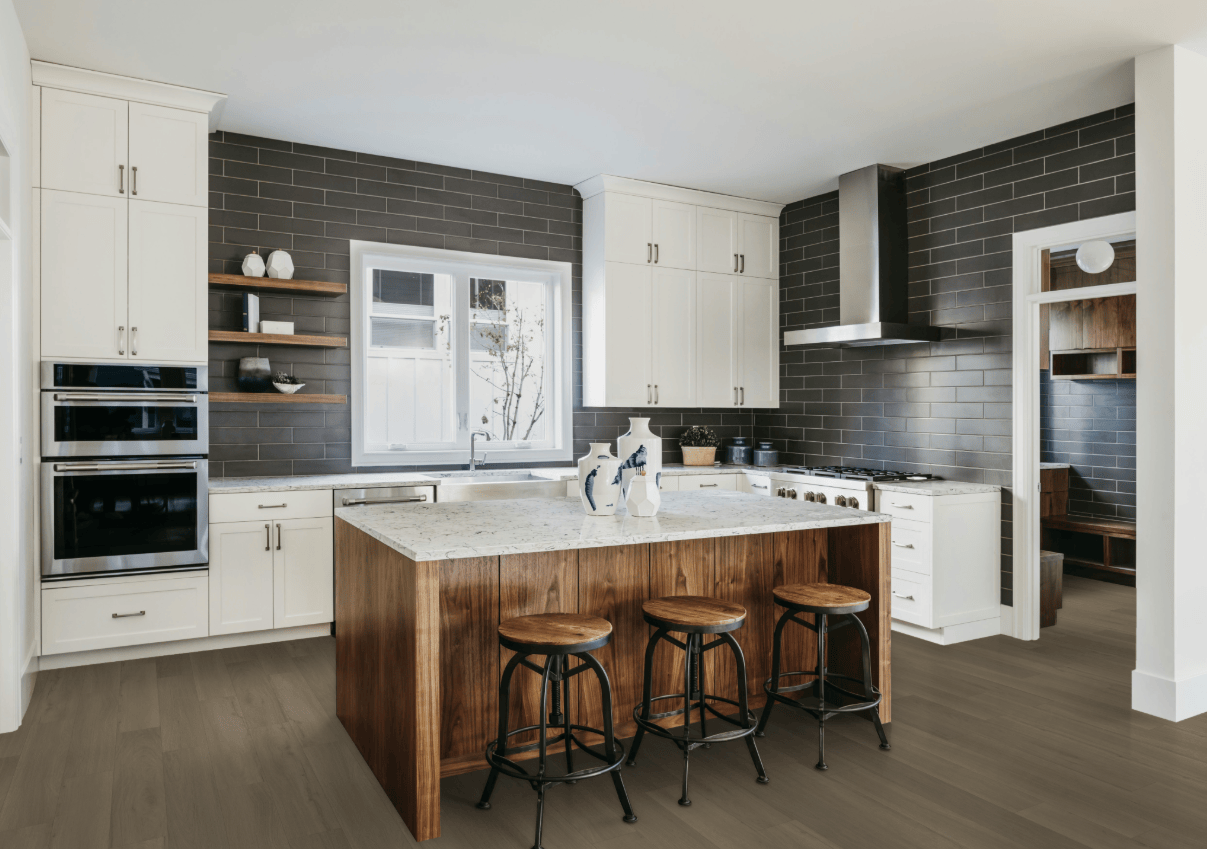 Luxury Vinyl Plank Mohawk - UltimateFlex - Loose Lay - Whitmore Terrace - Odette - LVP Mohawk