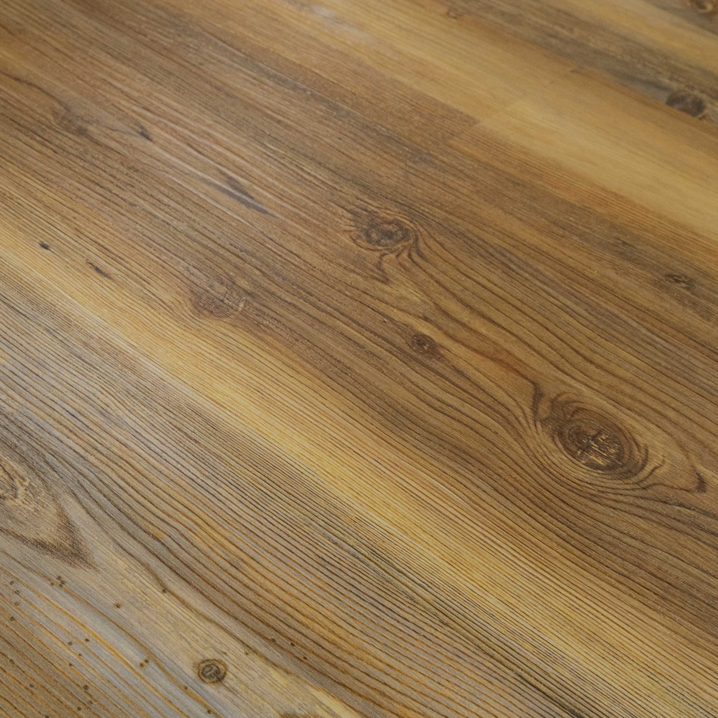 Luxury Vinyl Plank MSI - Everlife® Rigid Core - Prescott - Barnstorm - Luxury Vinyl Plank MSI