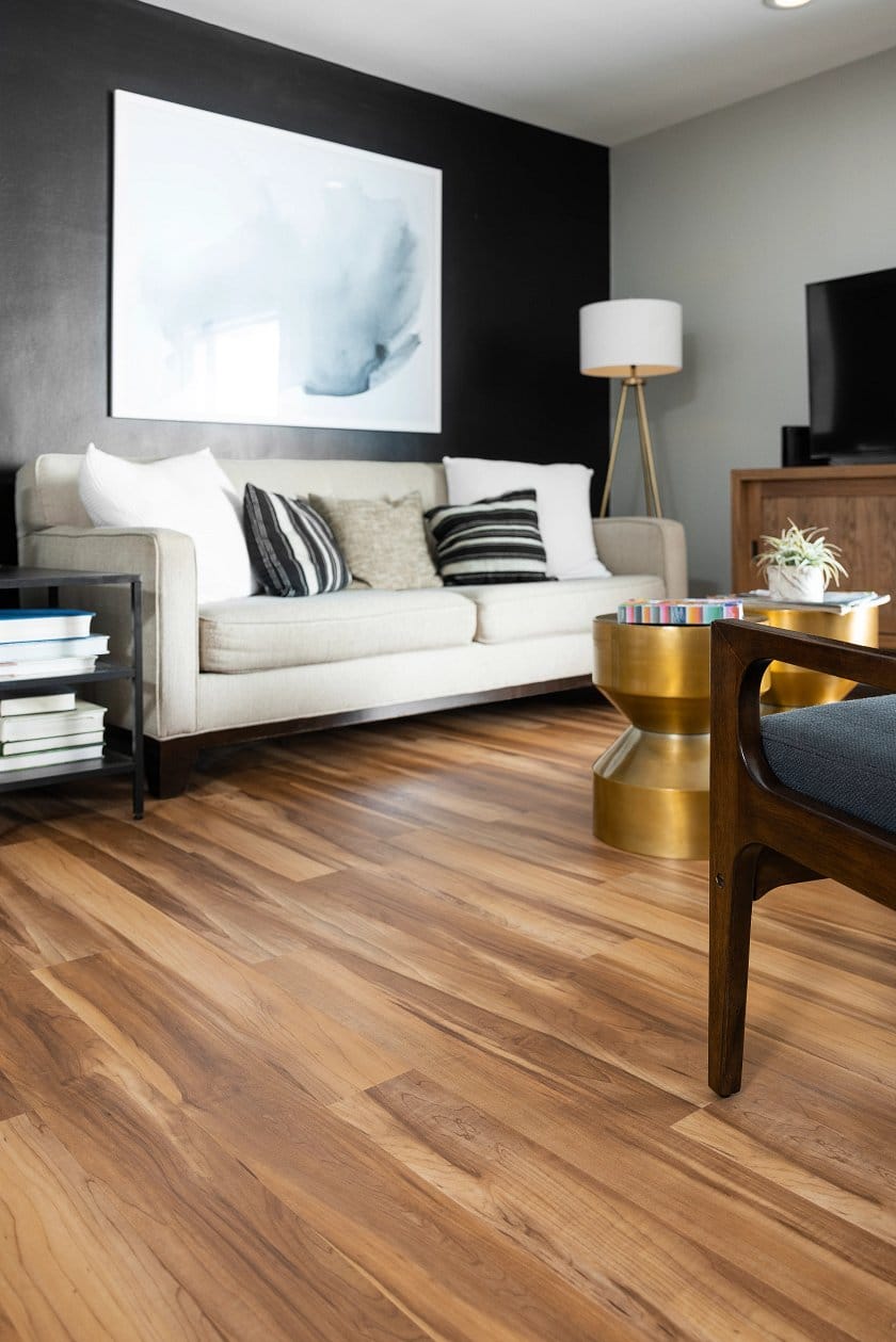 Luxury Vinyl Plank Shaw - COREtec Originals Classics VV023 - Red River Hickory - Luxury Vinyl Plank Shaw