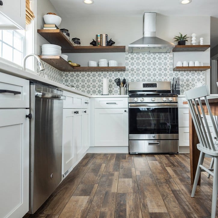 Luxury Vinyl Plank Shaw - COREtec Originals Enhanced VV012 - Marianas Oak - Luxury Vinyl Plank Shaw