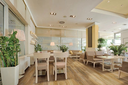 Luxury Vinyl Plank Shaw -  COREtec Pro Plus Enhanced VV492 - Edinburgh Oak - Luxury Vinyl Plank Shaw