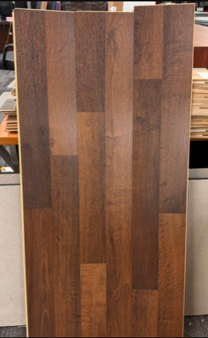 CLEARANCE | Mohawk - Manhattan - Tobacco Oak - Laminate